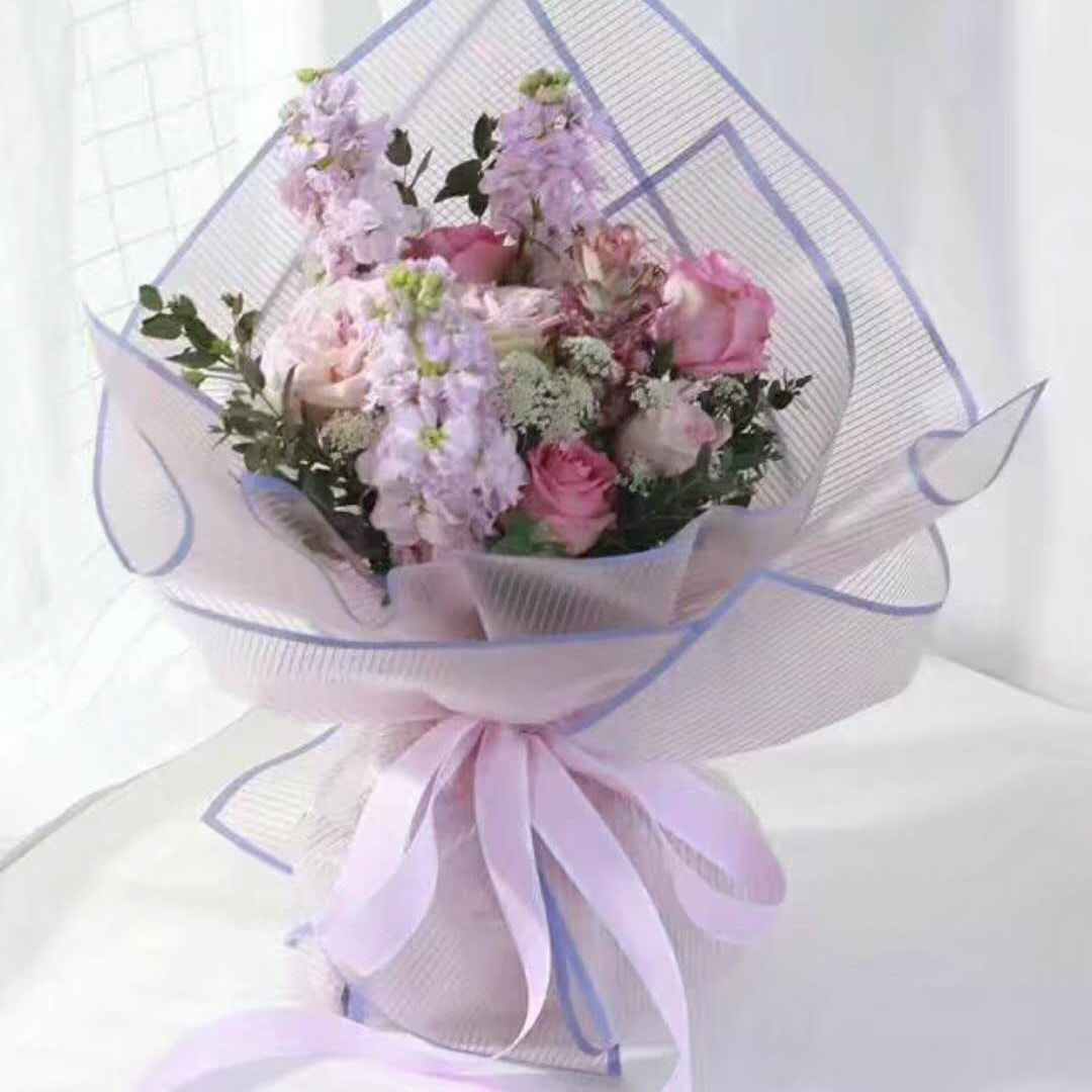 縞模様の花の包装紙