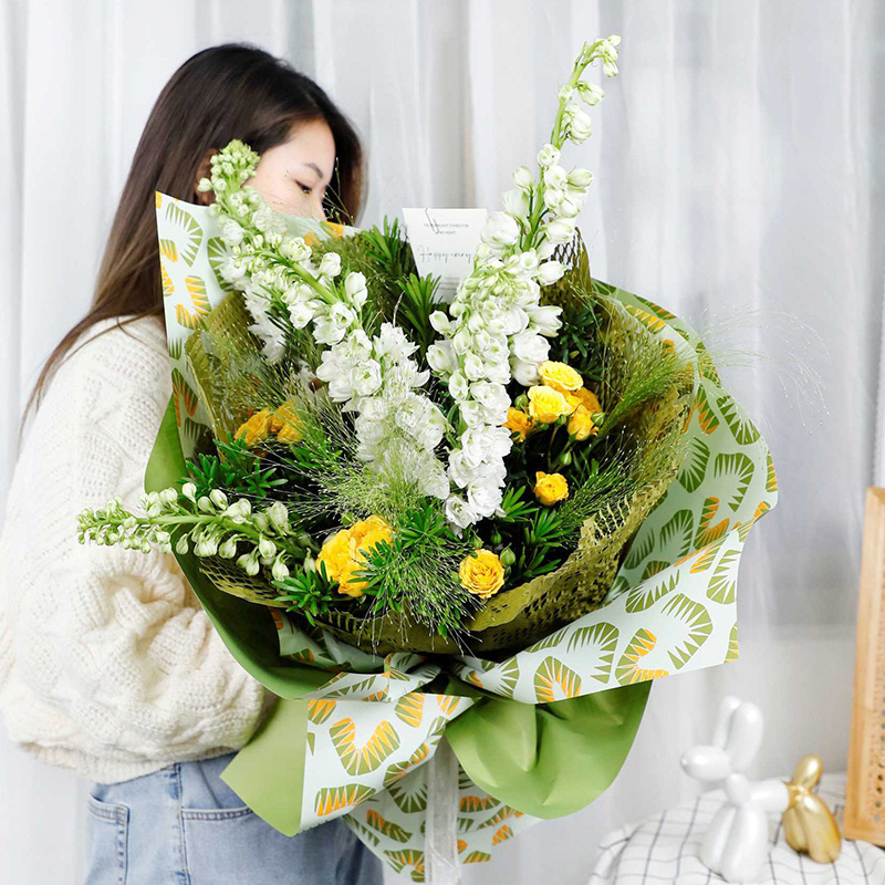 鮮やかな色のリーフ柄の花の包装紙6枚
