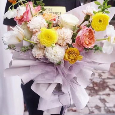 シンプルなテクスチャーの花束包装紙