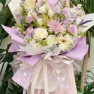 シンプルなテクスチャーの花束包装紙